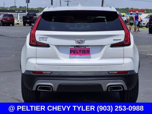 Used 2021 Cadillac XT4 Premium Luxury FWD image 5