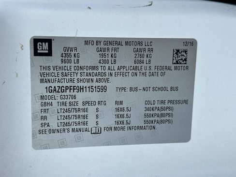 Used 2017 Chevrolet Express 3500 LT w/ LT Preferred Equipment Group RWD image 24