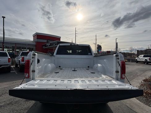 Used 2017 RAM 3500 Laramie image 11