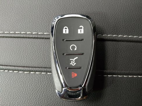 Used 2024 Chevrolet Blazer LT w/ Convenience Package FWD image 32