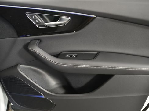 New 2026 Audi Q8 Premium Plus image 9