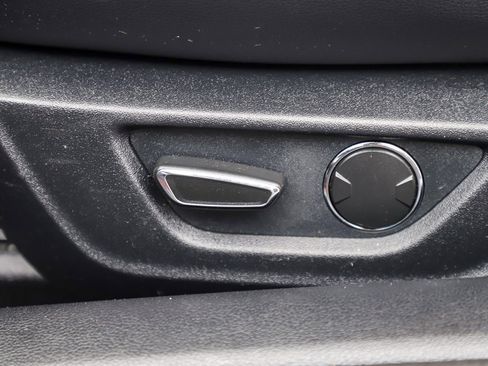 Used 2017 Ford Mustang GT Premium RWD image 28