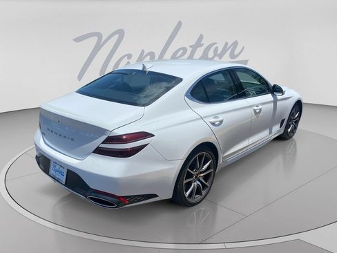 Used 2026 Genesis G70 2.5T RWD image 8