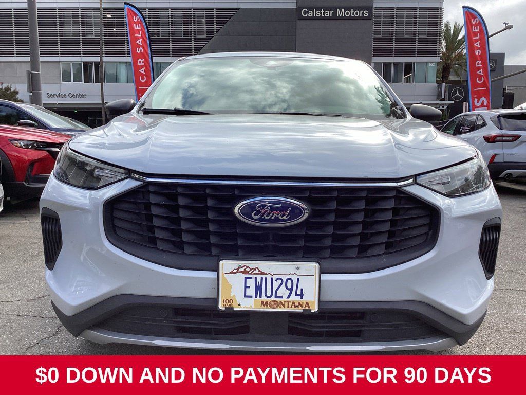 Used 2025 Ford Escape Active AWD/4WD image 2