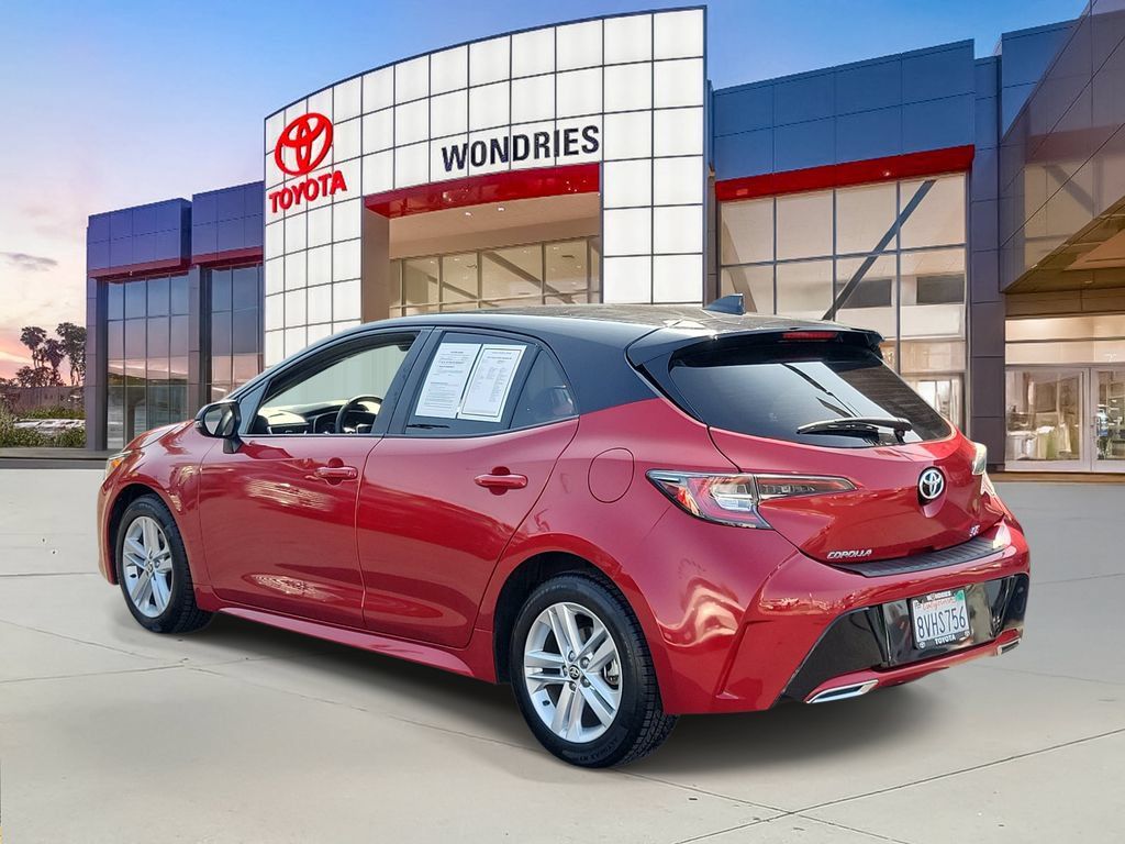 Used 2021 Toyota Corolla SE w/ Carpet Mat Package (TMS) FWD image 4