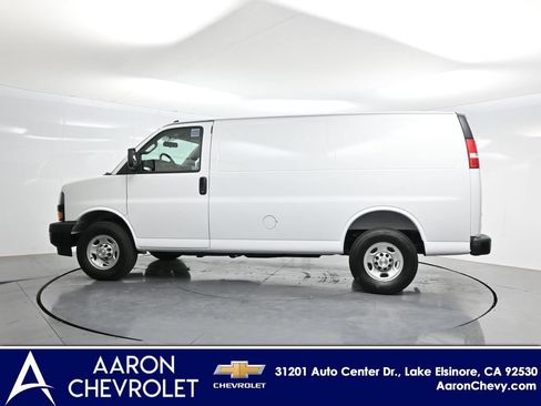 New 2026 Chevrolet Express 2500 w/ Driver Convenience Package RWD image 39
