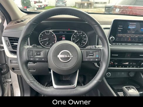 Certified 2023 Nissan Rogue SV w/ SV Premium B Package FWD image 8