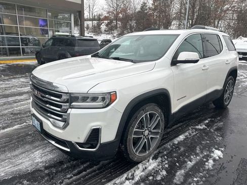 Used 2021 GMC Acadia SLT w/ Premium Package image 3