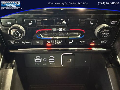 Used 2023 Jeep Grand Cherokee Limited w/ Black Appearance Package AWD/4WD image 20