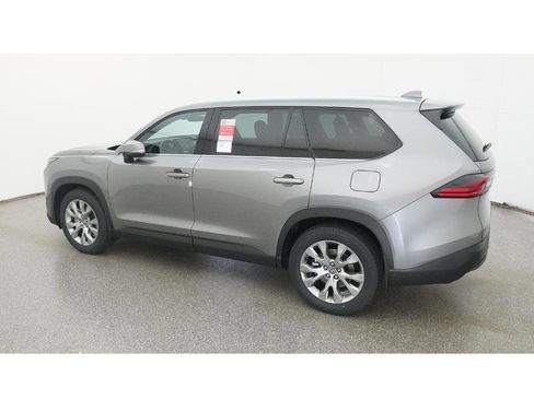 New 2026 Toyota Grand Highlander Limited image 4