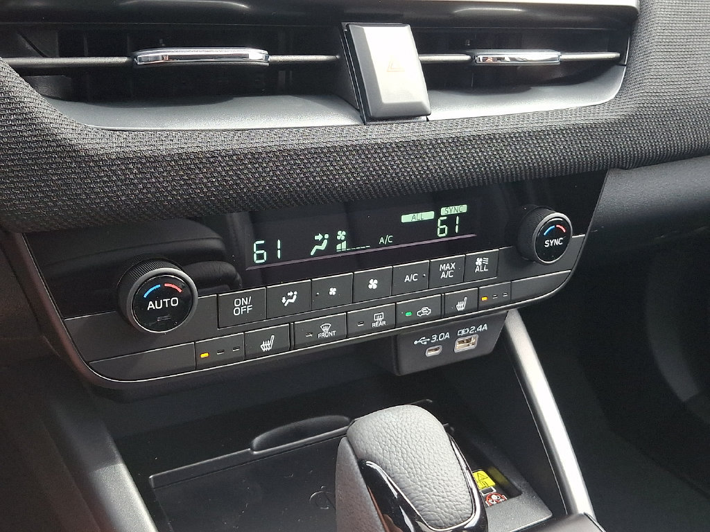 New 2026 Subaru Outback Limited AWD/4WD image 13