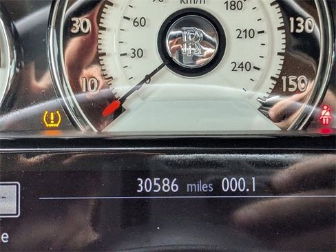 Used 2014 Rolls-Royce Wraith image 28