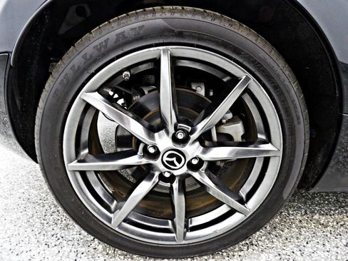 Used 2018 MAZDA MX-5 Miata Grand Touring RWD image 23