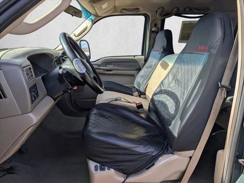 Used 2003 Ford F250 XLT image 13