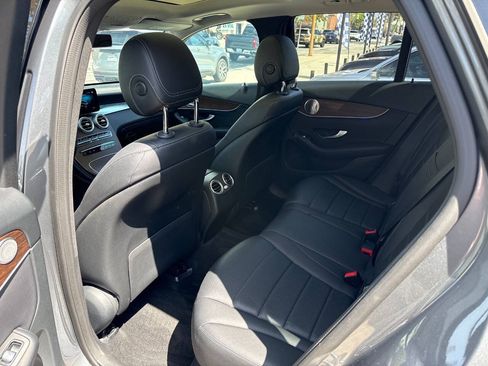 Used 2020 Mercedes-Benz GLC 300 image 33