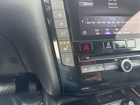 Used 2024 INFINITI QX50 Sport image 23