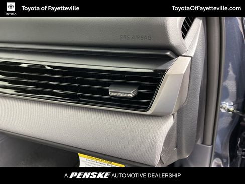 New 2026 Toyota Camry SE FWD image 10