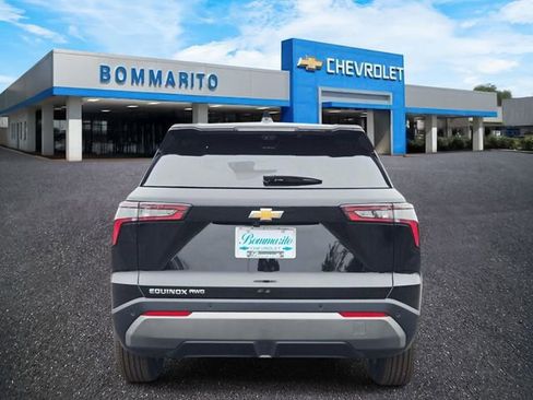 New 2026 Chevrolet Equinox LT w/ Convenience Package II AWD/4WD image 4