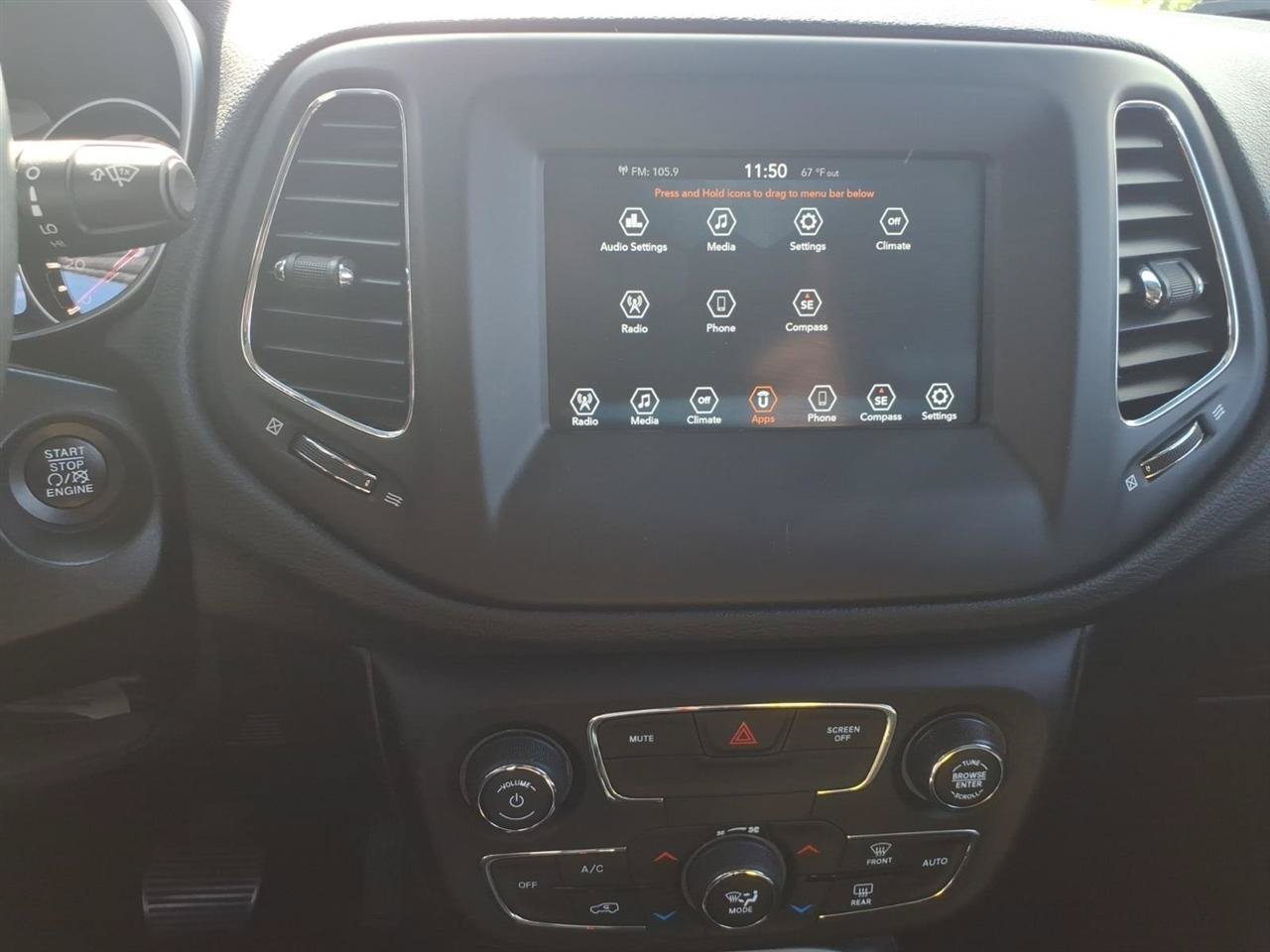 Used 2019 Jeep Compass Latitude AWD/4WD image 11