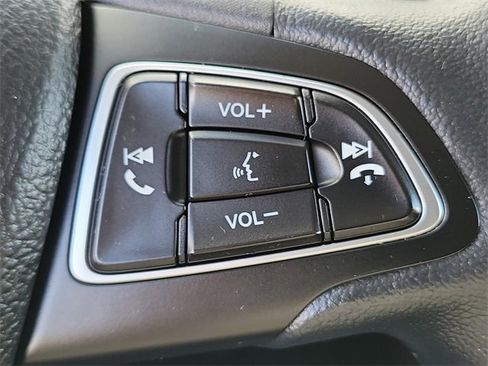 Certified 2020 Ford EcoSport SE w/ SE Convenience Package image 9