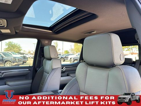 Used 2024 Chevrolet Silverado 1500 ZR2 w/ Technology Package AWD/4WD image 19