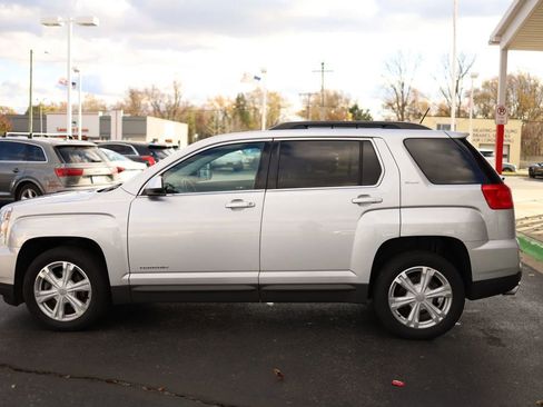 Used 2017 GMC Terrain SLE w/ Convenience Package FWD image 8