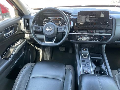 Certified 2023 Nissan Pathfinder SL w/ SL Premium Package AWD/4WD image 10