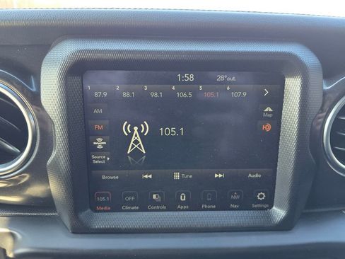 Used 2021 Jeep Wrangler Unlimited Sahara image 15