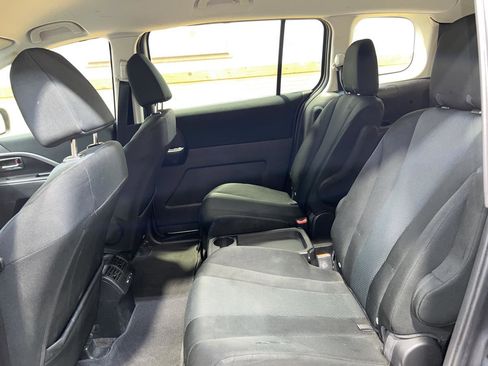 Used 2014 MAZDA MAZDA5 Sport image 21