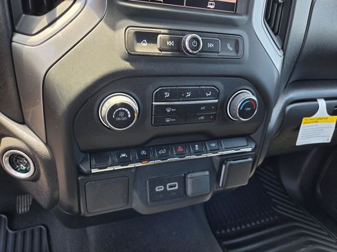 Used 2024 Chevrolet Silverado 1500 Custom RWD image 22