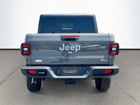 Certified 2020 Jeep Gladiator Overland AWD/4WD image 6