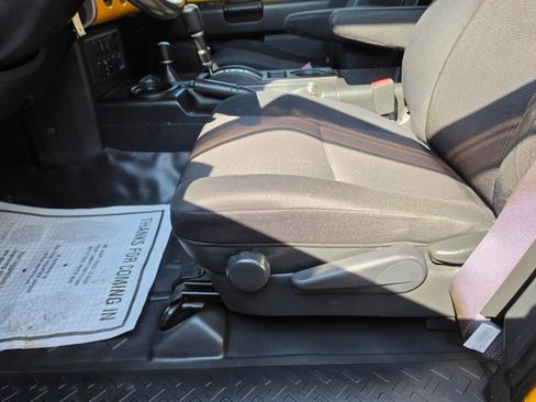 Used 2007 Toyota FJ Cruiser 4WD image 28