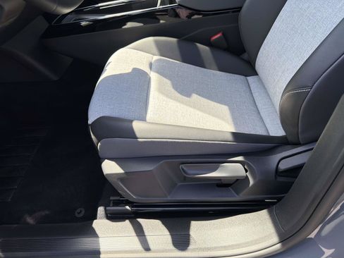 Certified 2023 Volkswagen ID.4 Pro RWD image 15