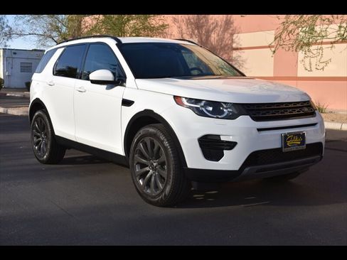 Used 2016 Land Rover Discovery Sport SE AWD/4WD image 2