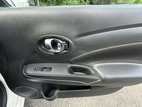 Used 2017 Nissan Versa SV FWD image 17