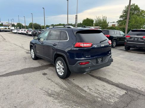 Used 2015 Jeep Cherokee Latitude w/ Comfort/Convenience Group AWD/4WD image 5