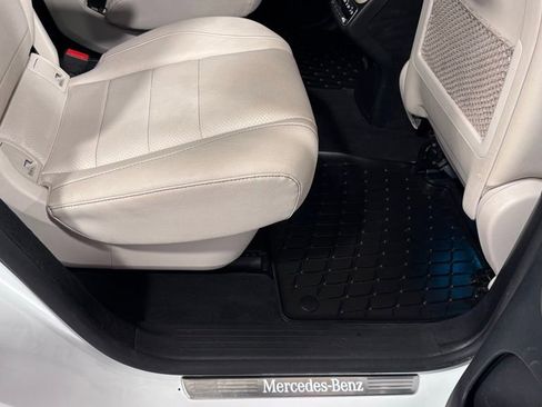 Certified 2023 Mercedes-Benz GLS 450 4MATIC image 24