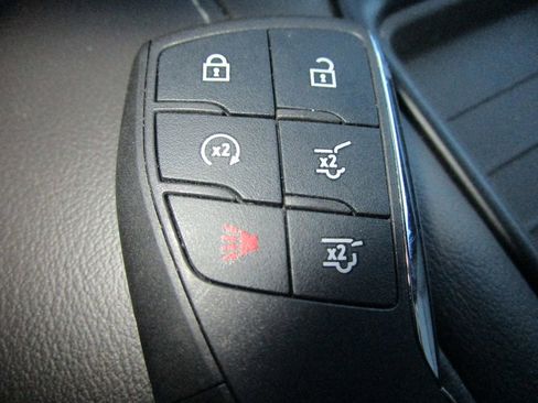 Used 2021 Chevrolet Tahoe LT image 38