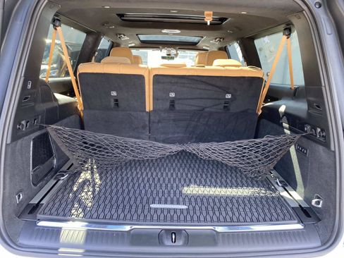 Certified 2025 Jeep Grand Wagoneer L Series III w/ Quick Order Packagew 28T AWD/4WD image 5