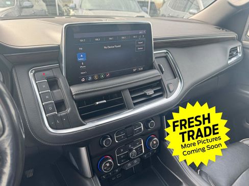 Used 2021 Chevrolet Suburban Premier w/ Premium Package image 11