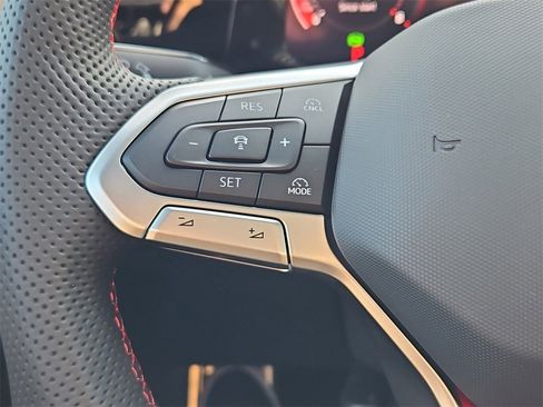 New 2025 Volkswagen GTI SE image 17