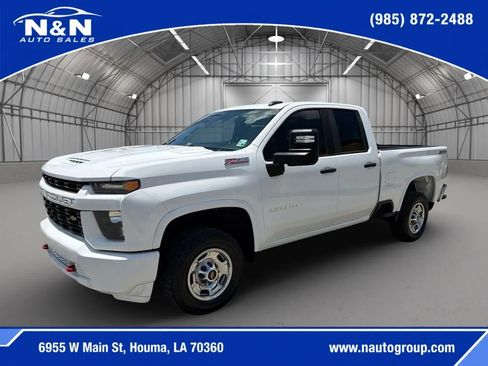 Used 2020 Chevrolet Silverado 2500 W/T w/ WT Convenience Package AWD/4WD image 4