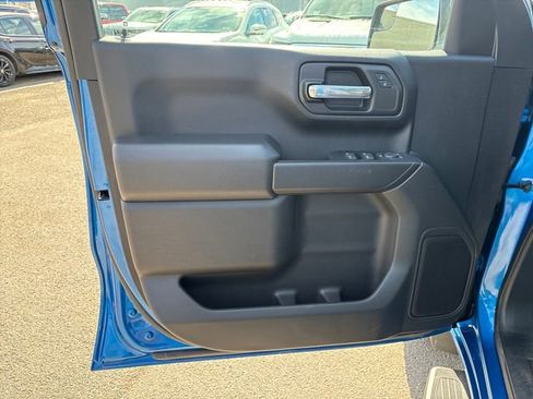 Used 2023 Chevrolet Silverado 1500 Custom w/ LPO, Dark Essentials Package AWD/4WD image 7