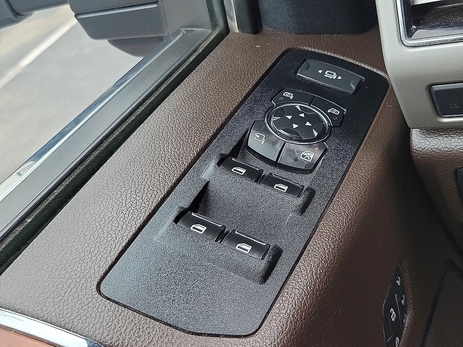 Used 2021 Ford F250 King Ranch w/ King Ranch Ultimate Package AWD/4WD image 14