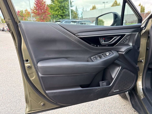 Used 2022 Subaru Outback Limited AWD/4WD image 13
