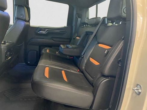 Used 2022 GMC Sierra 1500 AT4 w/ AT4 Preferred Package image 14