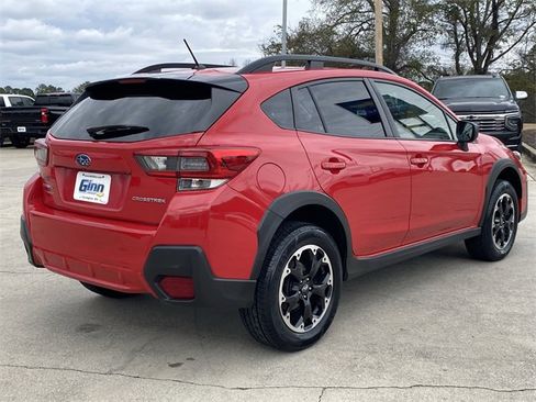 Used 2021 Subaru Crosstrek 2.0i image 7