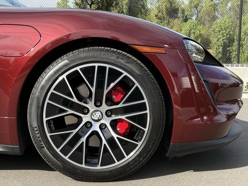 Certified 2022 Porsche Taycan 4S image 12