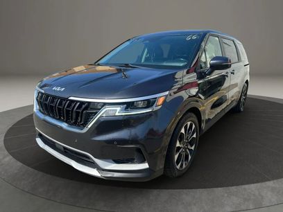 Used 2022 Kia Carnival EX