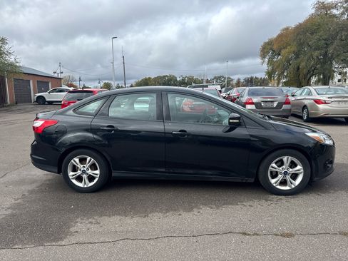 Used 2014 Ford Focus SE image 4